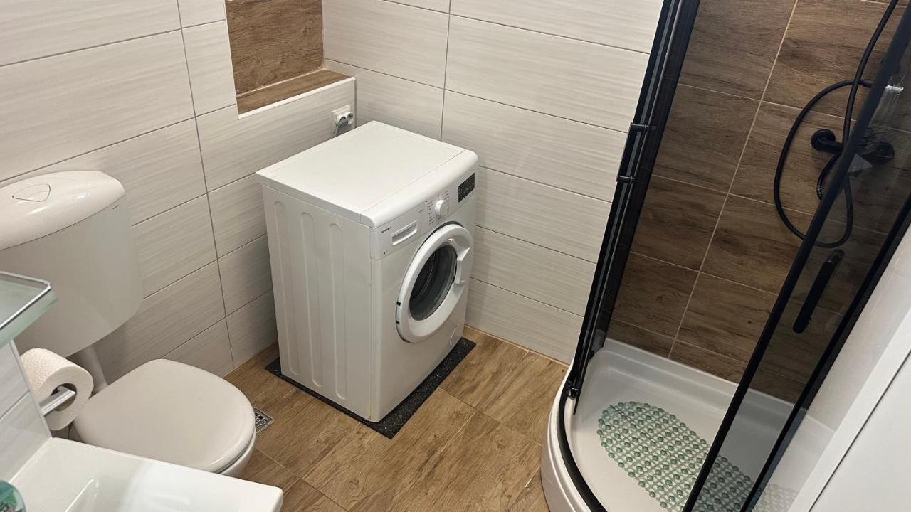 Split Apartments Trpimira Street 外观 照片